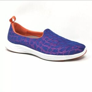 Vionic hydra loafer slip on size 7.5